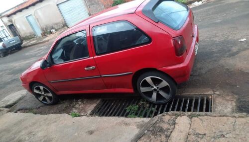 Gol é furtado no Centro e proprietário pede ajuda