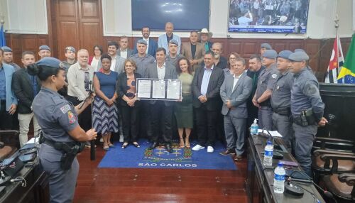 Câmara homenageia Coronel Cardeal com Moção de Reconhecimento