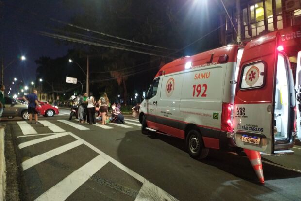 Idoso é atropelado por carro na faixa de pedestres no Centro de São Carlos 