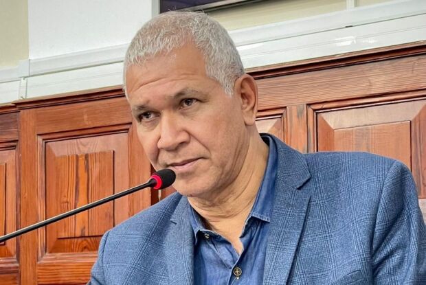 Projeto de Lei do vereador Lucão Fernandes prevê sanções para estabelecimentos que venderem bebidas 