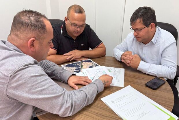 Paulo Vieira discute melhorias para região sul com vice-prefeito e diretor de Transporte