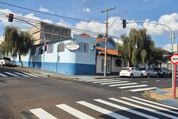 Semáforo implantado em cruzamento perigoso atende demanda apresentada pelo vereador Bruno Zancheta