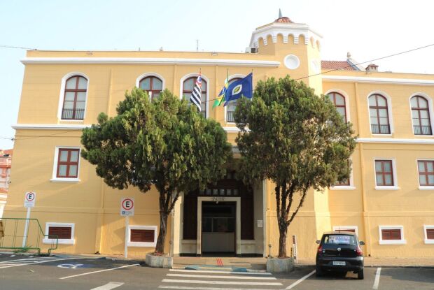 Câmara de São Carlos aprova quase mil projetos em 2025 e destaca participação popular