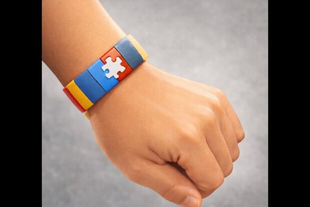 Pulseiras coloridas para pessoas com TEA nas UPAs: lei do vereador Bruno Zancheta entra em vigor