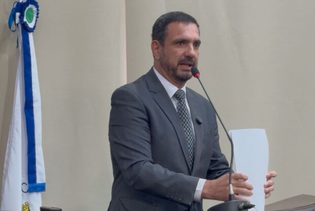 Vereador Jùlio Cesar destina recursos para modernização do ensino e treinamento na Santa Casa de São Carlos