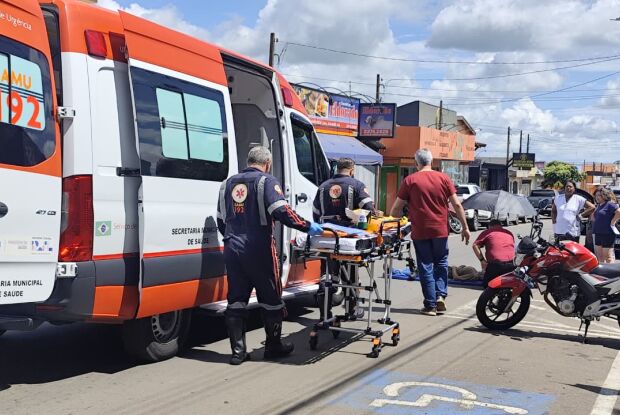 Colisão entre moto e carro deixa motociclista ferida no bairro Maria Stella Fagá