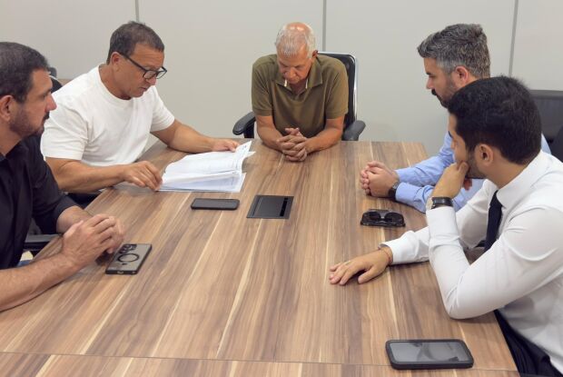 Vereadores discutem medidas para prevenir afogamentos e acidentes em piscinas