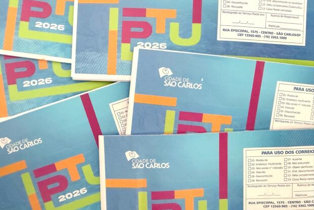 Prefeitura de São Carlos inicia distribuição dos carnês do IPTU 2026