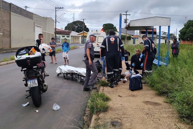 Homem é socorrido inconsciente após ser esfaqueado na região do CDHU