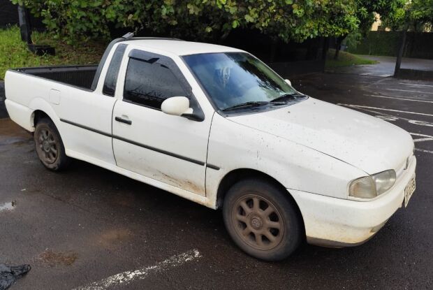 Criminosos armados invadem fazenda em Dourado, baleiam proprietário e fogem com armas e veículos