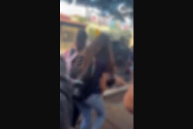 Briga entre estudantes é registrada em frente a escola Arlindo Bittencourt; veja vídeo 