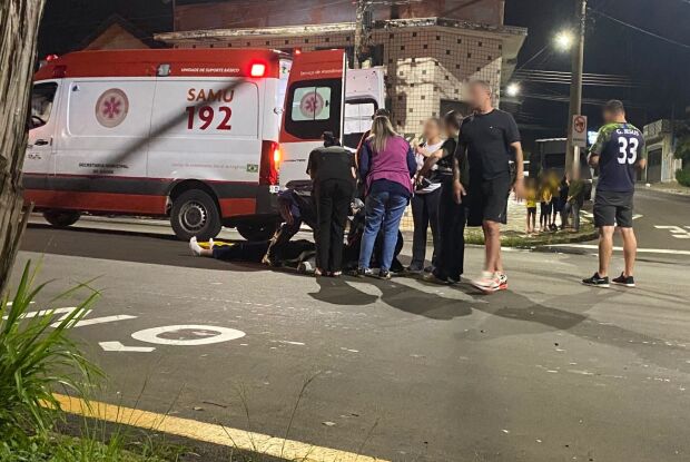 Motociclista fica ferido após colisão com carro no Bela Vista