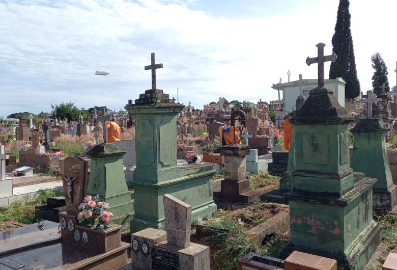 Homem é preso após furtar túmulos em cemitério Nossa Senhora do Carmo