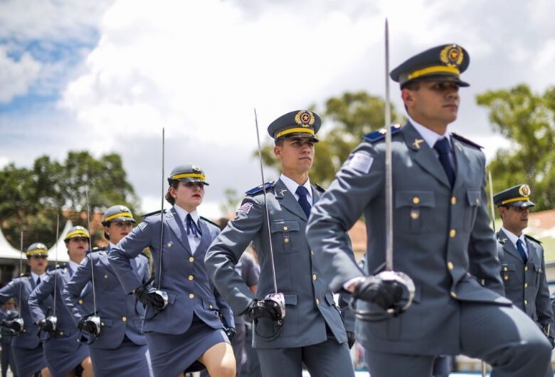 Governo de SP autoriza concurso para alunos-oficiais da Polícia Militar