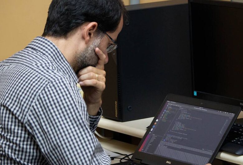 São Carlos tem 97,8% das empresas classificadas como microempresas, aponta ACISC