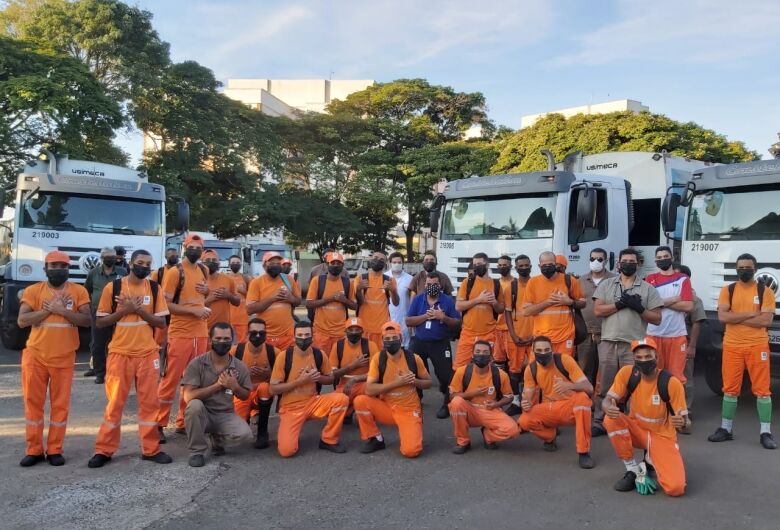 Coletores da São Carlos Ambiental pedem parceria da população na prevenção de acidentes