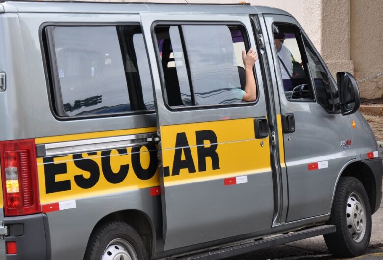 Renovação da licença do transporte escolar começa na segunda-feira em São Carlos