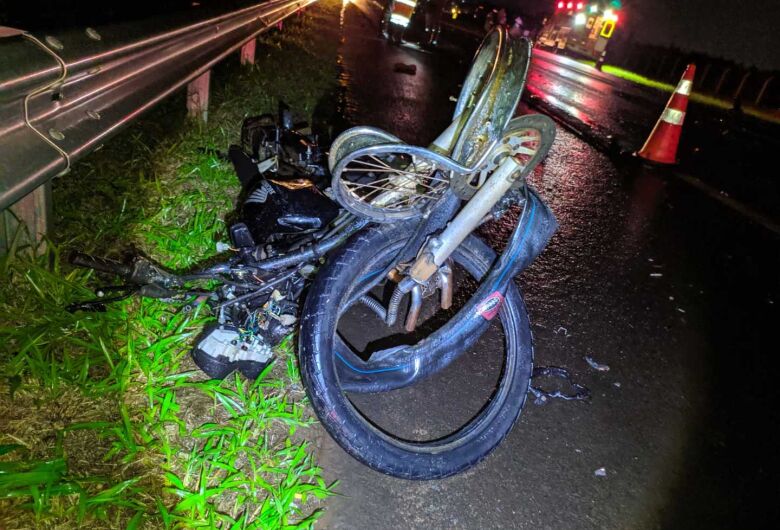 Motociclista morre em acidente próximo à Aparecidinha da Babilônia