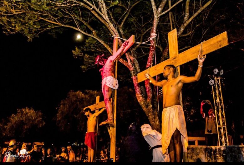 Confira onde assistir a encenação da Paixão de Cristo em São Carlos