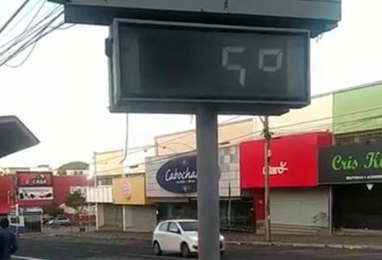 São Carlos amanhece gelada, com termômetro registrando 5ºC na Baixada do Mercado
