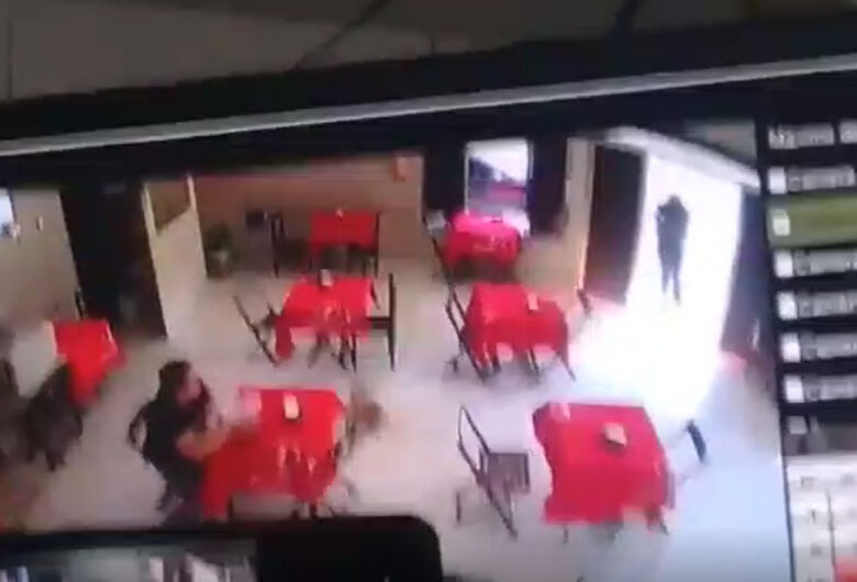 Câmera de segurança registra execução de empresário em São Carlos