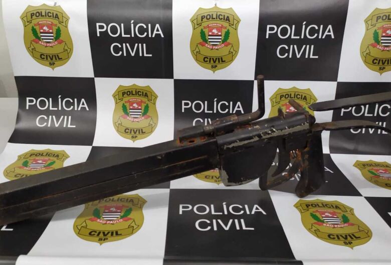 Policiais da DIG encontram arma em imóvel no Planalto Verde
