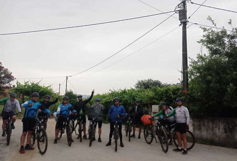 Grupo são-carlense de bike cumpre segundo dia de jornada até Santiago de Compostela