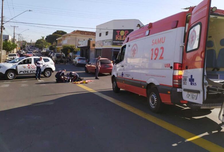 Motociclista fica ferida após colisão no Cruzeiro do Sul