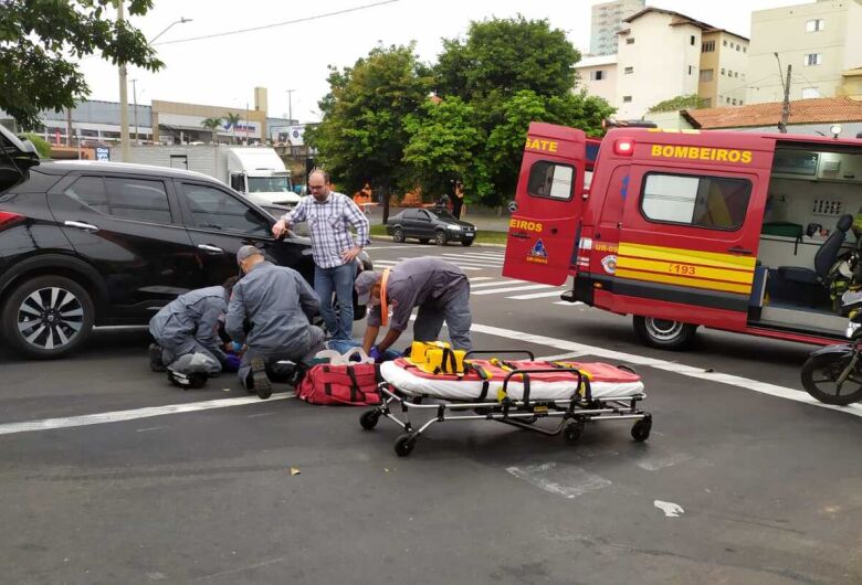 Motoboy fica ferido após acidente na região do terminal rodoviário de São Carlos