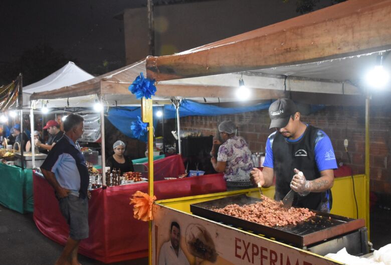 Ambulantes que pretendem trabalhar na Festa do Clima devem se inscrever até o dia 22 
