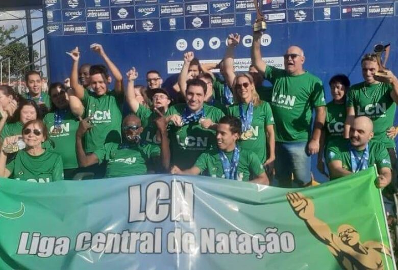 Festival de futebol reúne quatro equipes em São Carlos - São Carlos Agora