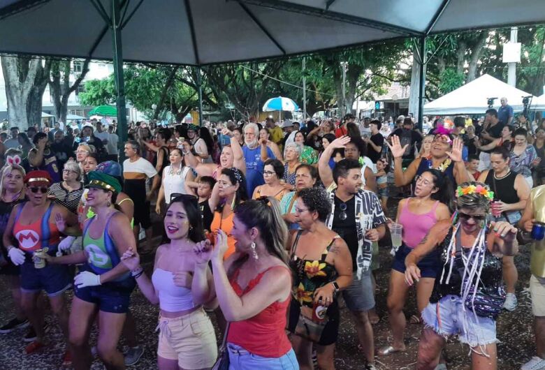Confira a programação do último dia de Carnaval em São Carlos