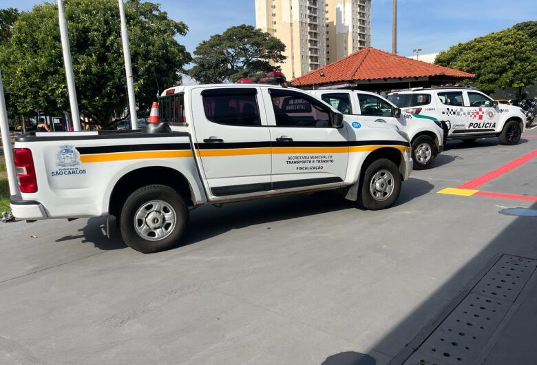 PM entrega certificados de curso de trânsito ministrado a guardas e agentes de trânsito de São Carlos