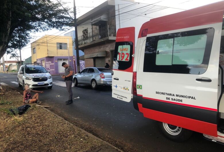 Homem é atingido por golpes de caco de vidro na Vila Costa do Sol