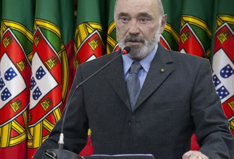 Em Sessão Solene no dia 25 de abril - Câmara Municipal de São Carlos evoca a “Revolução dos Cravos” (Portugal)