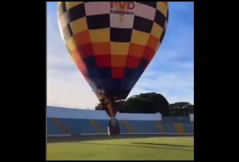 SUSTO- Homem cai de balão no estádio do Luisão 