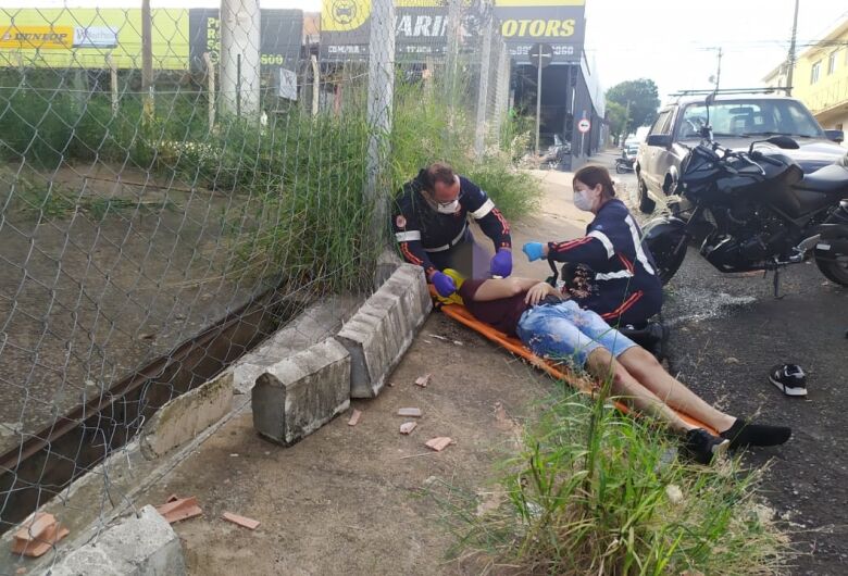 Colisão na Lagoa Serena deixa motociclista ferido