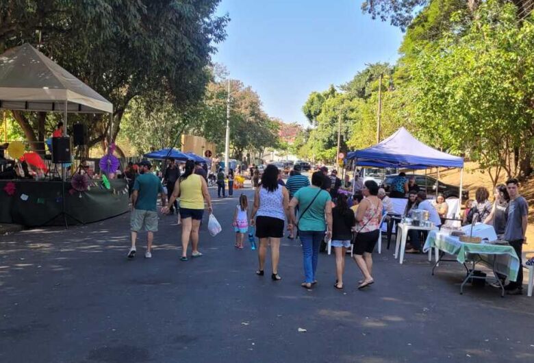 Neste domingo acontece mais uma edição da Feira da Barganha no Jardim Bicão