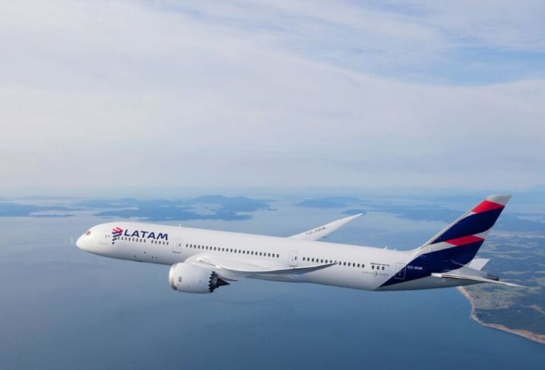 São Carlos recebe o Boeing 787 da LATAM pela primeira vez nesta segunda-feira (16)