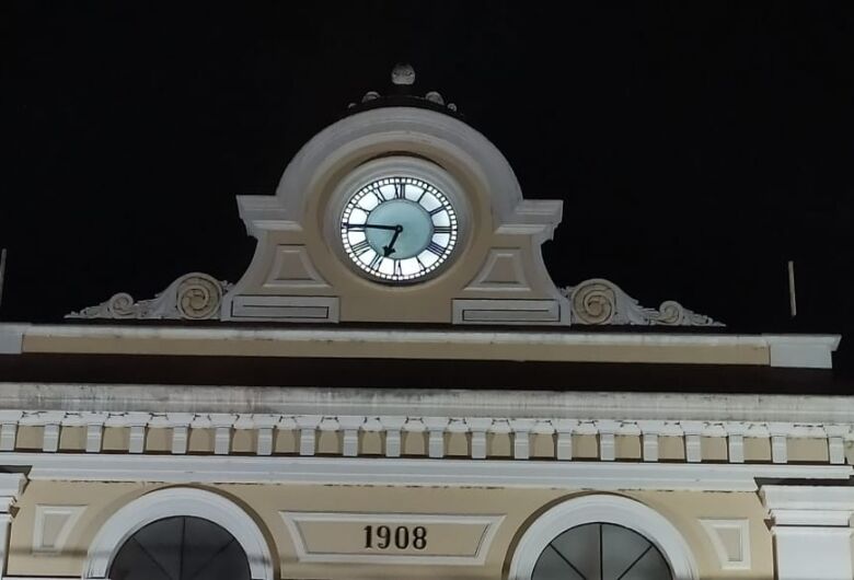 Relógio centenário da Estação Ferroviária é restaurado por são-carlense