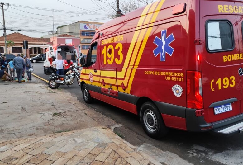 Mulher abre porta de carro e causa acidente no Boa Vista 