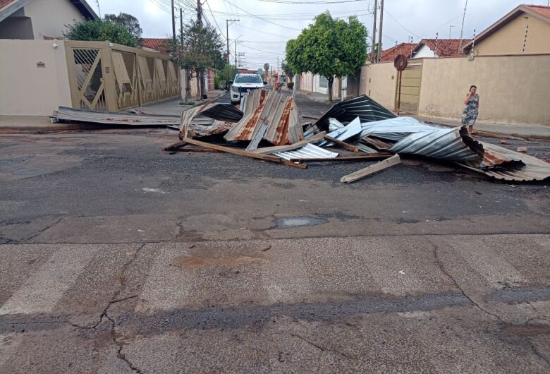 Temporal causa prejuízos em Américo Brasiliense