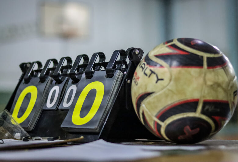 Jogos da Copa São Carlos são adiados devido à chuva