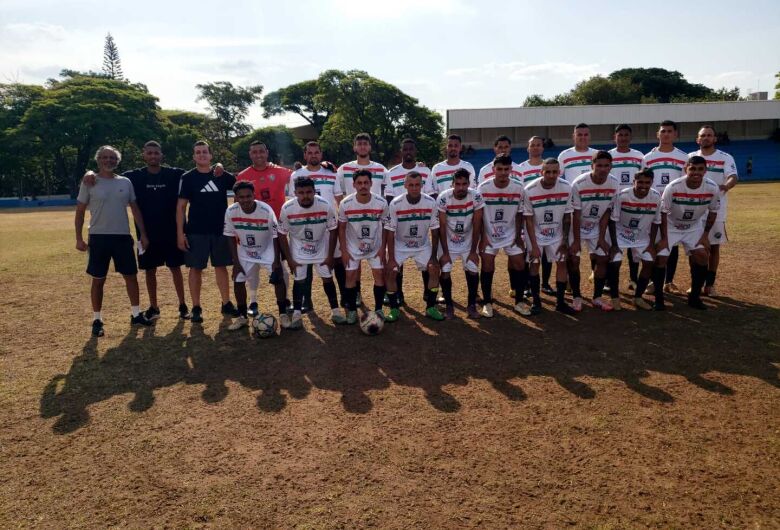 Fluminense vence e se garante na Copa São Carlos