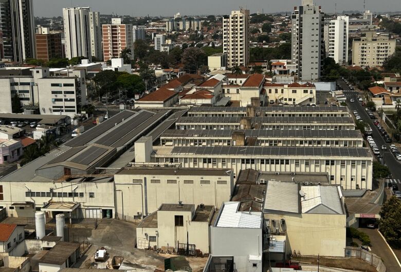 Santa Casa de São Carlos contrata auxiliar de cozinha, auxiliar de limpeza, copeira e enfermeira (o)