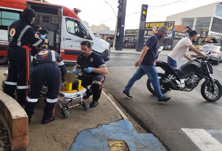 Motociclista fica ferido após colisão no Jardim Macarengo