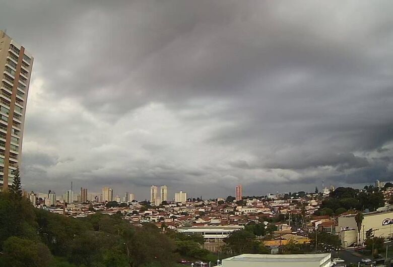 São Carlos registra 25,2 mm de chuva nas primeiras horas desta quinta-feira, sem transtornos