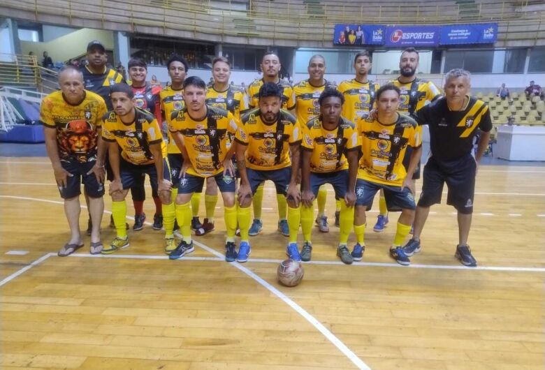 Muita emoção marca a semifinal da Taça São Carlos de Futsal