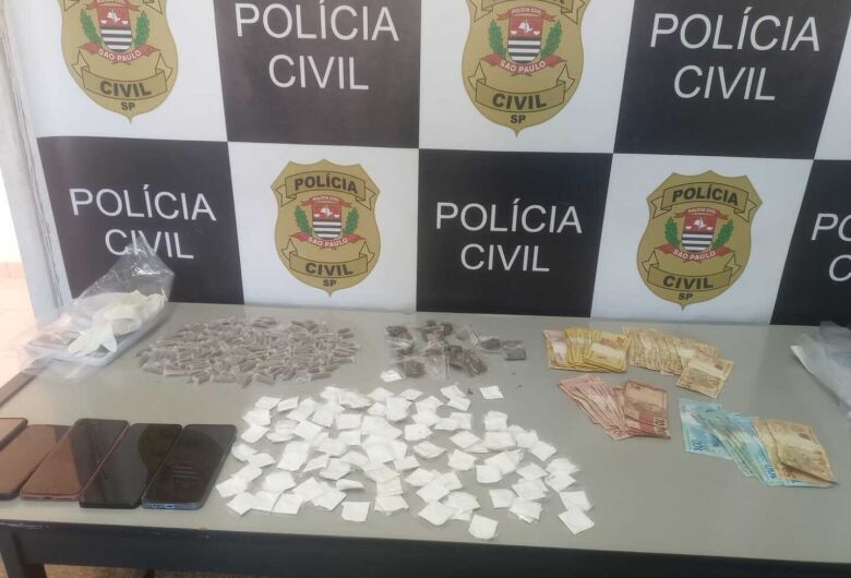 Polícia Civil cumpre mandados e prende suspeitos por tráfico de drogas em operação em Ibaté