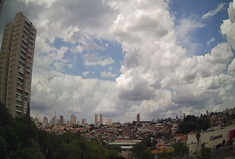 Tempo muda e São Carlos pode ter chuva nas próximas horas 